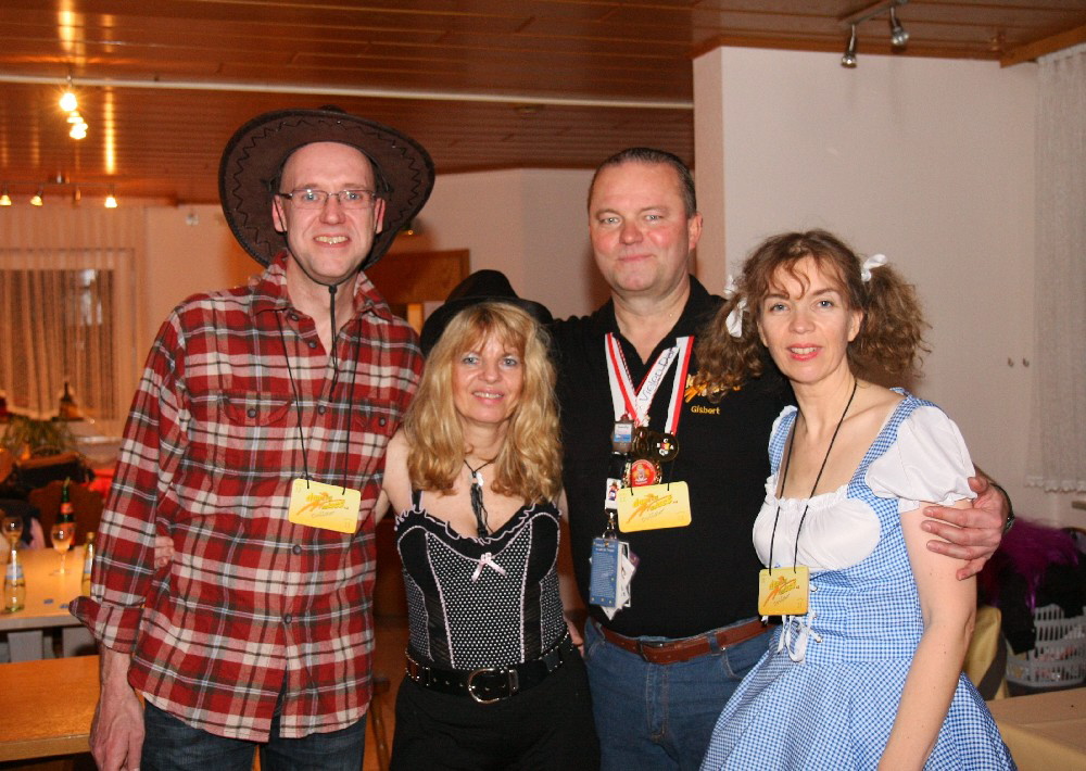 077 Rainer, Gisbert, Margit und Christiane